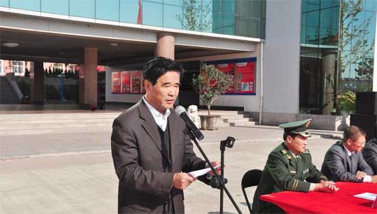 黃海學院黨委書記馮宜明講話