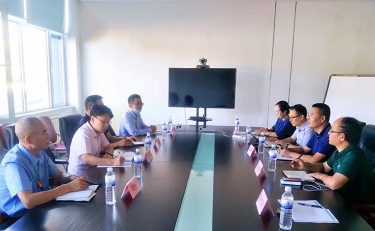 我校領導帶隊赴青島惠陸有機硅有限公司調研