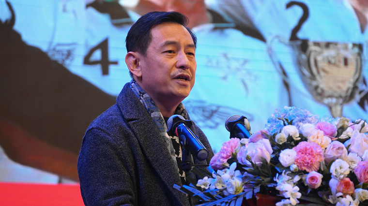 晚點教育創始人  董事長李強來我校作“感恩與成長”報告會