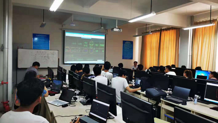 校企攜手謀發展 合作共贏創新高——建筑工程學院鋼結構BIM技術暑期培訓班順利結業