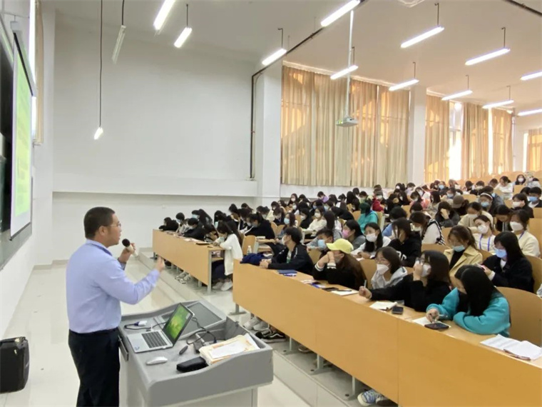 學前教育學院召開《我們的公益夢、公益行》專題講座