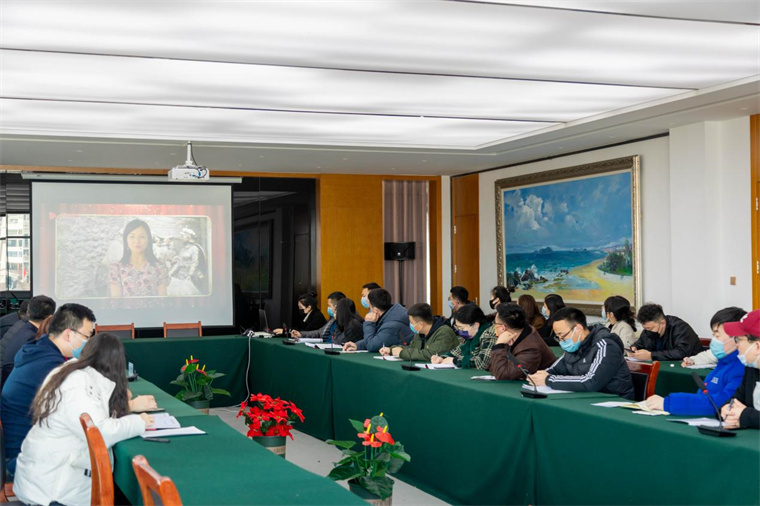 “紅色基因庫”讓紅色文化“活起來”——藝術學院開展“紅色云展廳”進校園活動