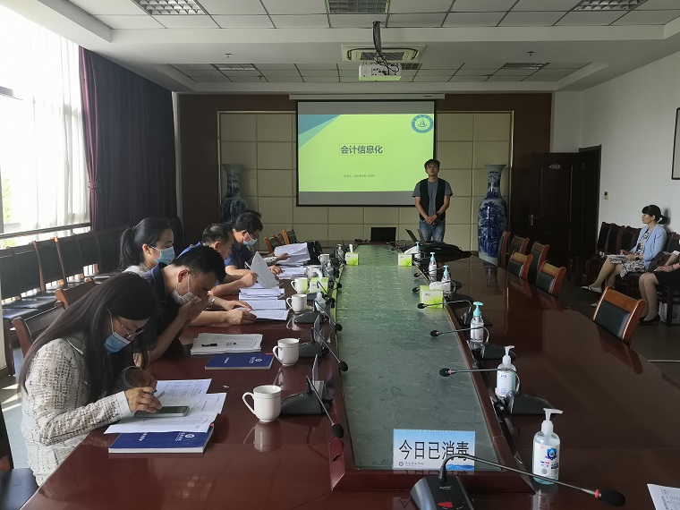 我校舉辦2022年專創融合課程申報評審會