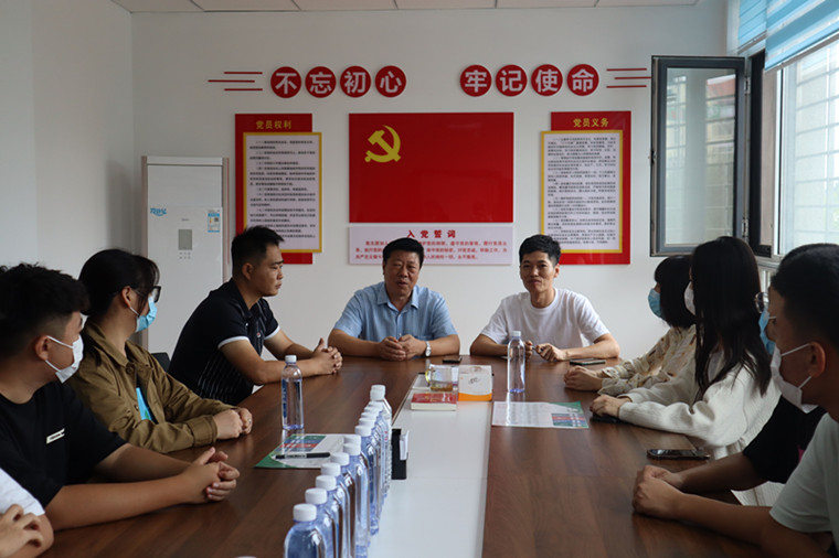 建筑工程學院暑假“三下鄉”社會實踐團隊走進鄉村 點亮青春