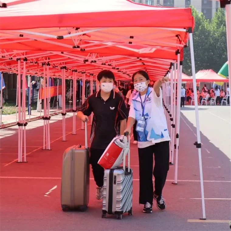 后浪入海，心“新”相印｜謝謝你，黃海迎新志愿者！