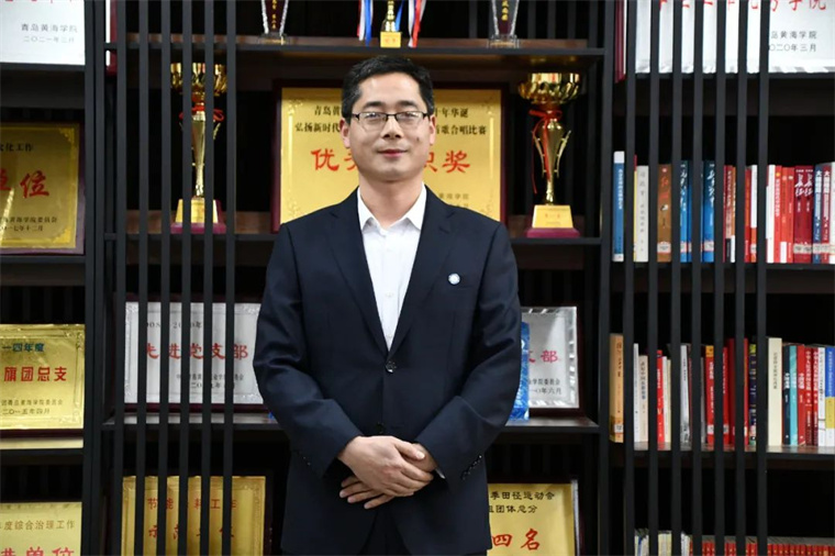 【山東教育電視臺】青島黃海學院：“王哥”24小時在線，有事就找他！