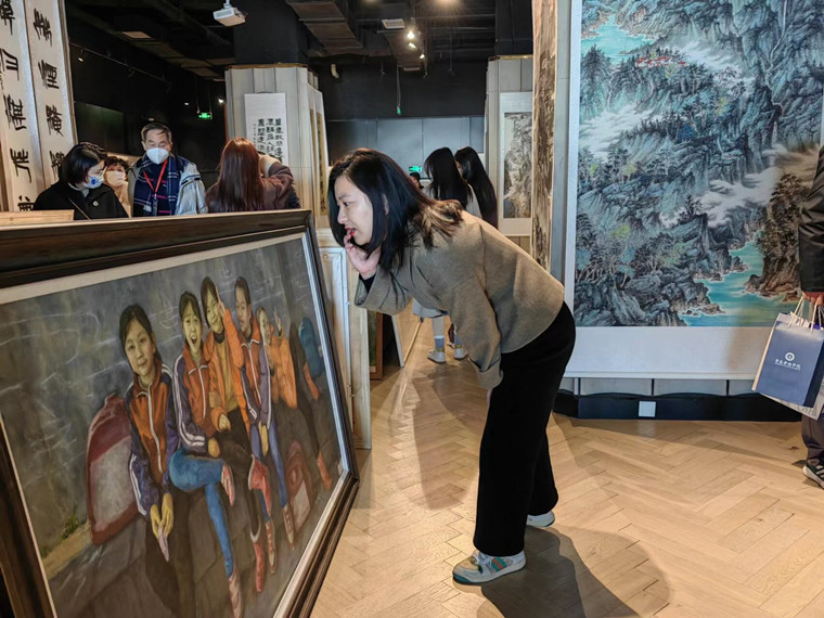 【山東教育新聞網】首展！國家藝術基金“大河滔滔：黃河文化美術作品展”開幕