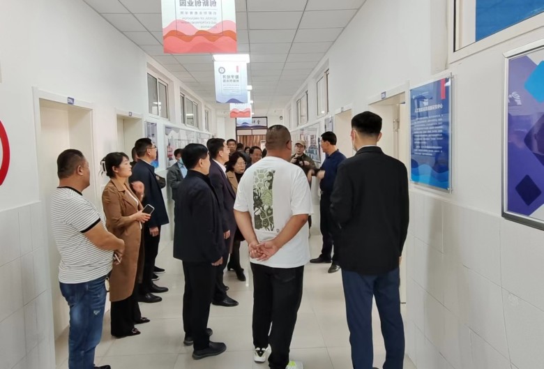 棗莊市市中區區委統戰部一行來我校參觀調研