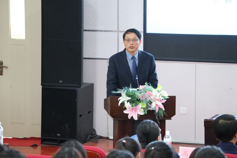 青島黃海學院與青島西海岸新區朝陽小學合作共建大學生社會實踐基地