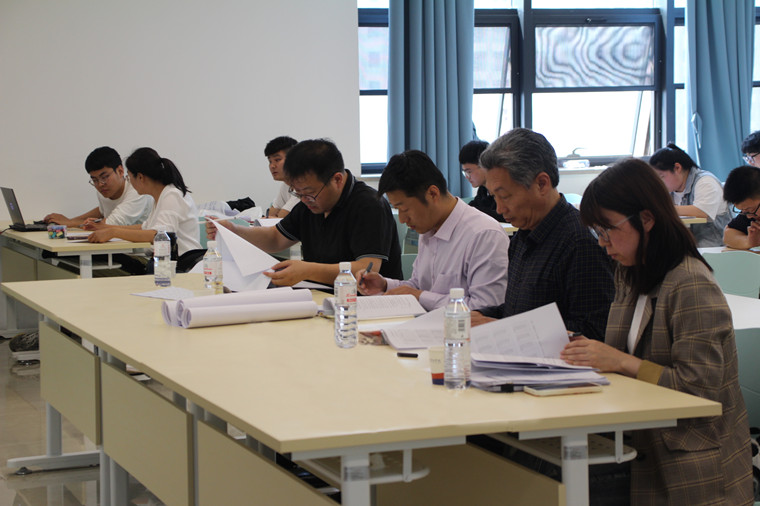 建筑工程學院舉行2024屆本科畢業論文（設計）公開答辯會