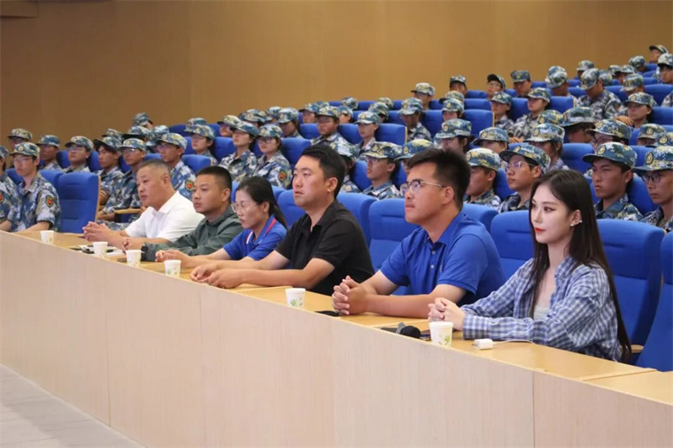 影視學院召開2024級新生始業教育培訓大會