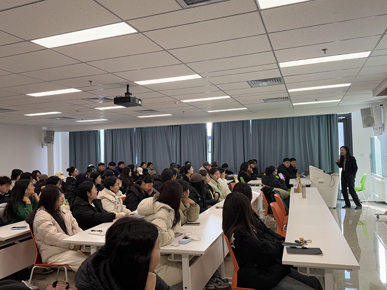 酒店專家進校園——賦能國際商學院酒店管理專業學生宴會項目設計