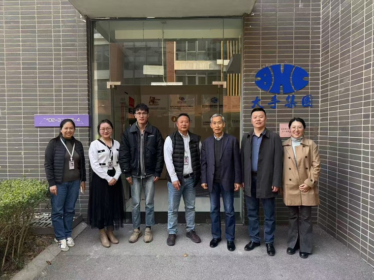 語言文化學院赴青島大手海恩信息技術有限公司開展訪企拓崗專項活動