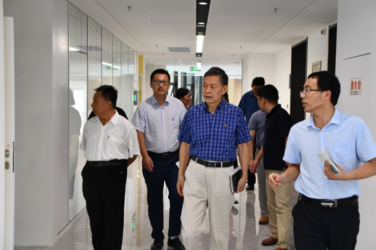 校領導深入各二級學院開展走訪調研工作