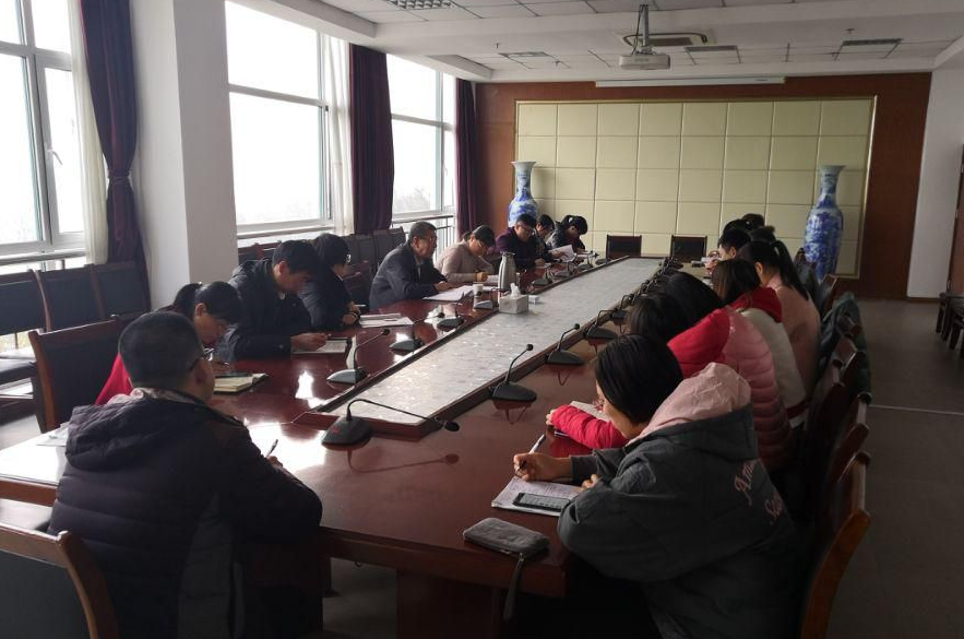 科研服務部組織召開我校科研骨干教師座談會