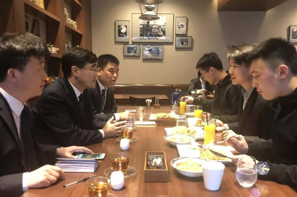青島黃海學院劉常青董事長看望我校在日研修實習學生
