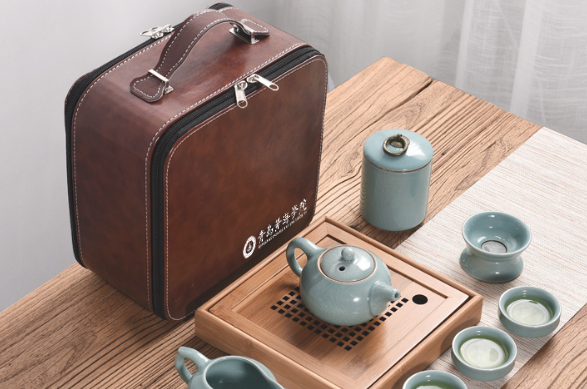茶具套裝（皮質）