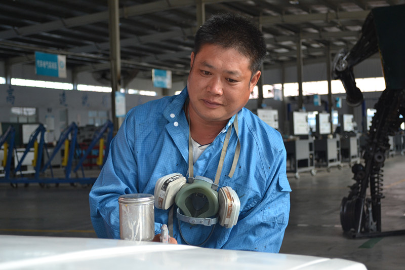 32孫世輝 汽修實習指導教師 汽車維修工技師_副本.jpg