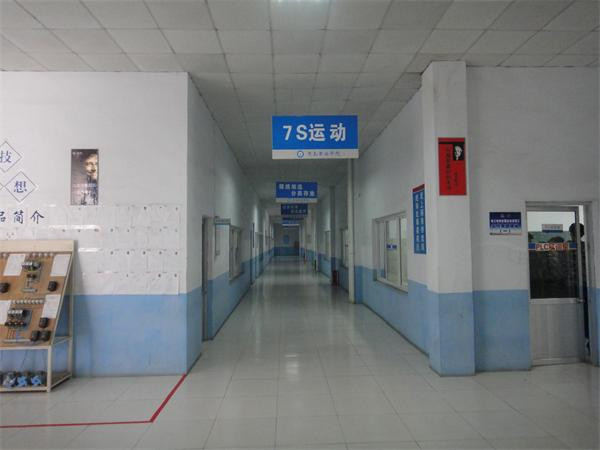 電子電工技術實訓基地_副本.jpg